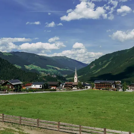 Tauernlodge 2b 度假居