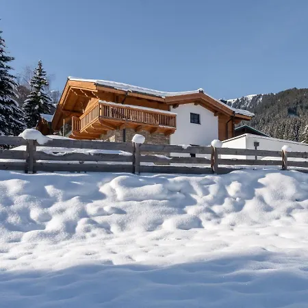 Tauernlodge 2b Tatil Evi